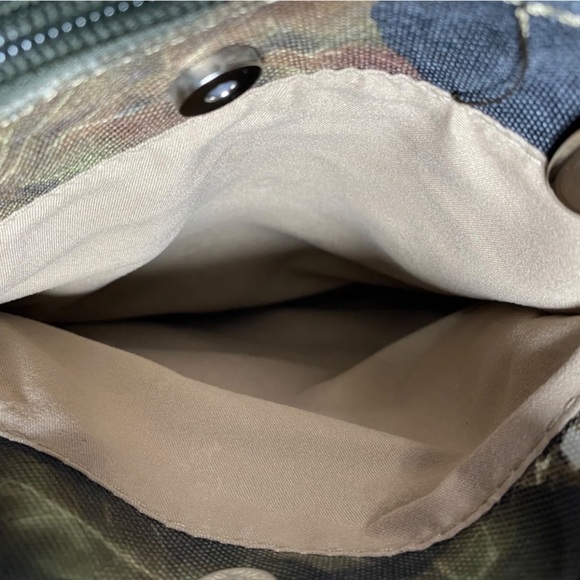 Mossy Oak Xbody purse - Picture 4 of 8